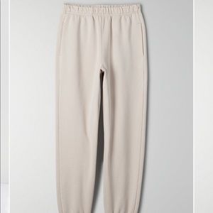 Aritzia Wilfred free fleece joggers